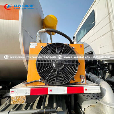 Sinotruk HOWO 6x4 NX Asphalt Sprayer Truck with 15,000L Capacity, 371HP Diesel Engine, and Intelligent Spraying Control