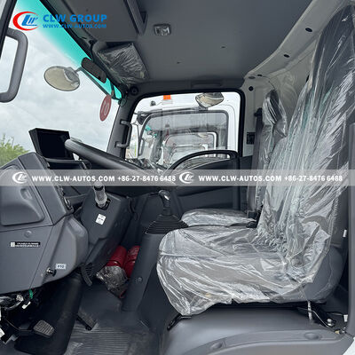 ISUZU NPR 6,000L Fuel Bowser with 150HP Euro V Engine and Integrated Fuel Dispenser for Commercial Refueling